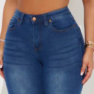 Curvy stretch skinny jeans